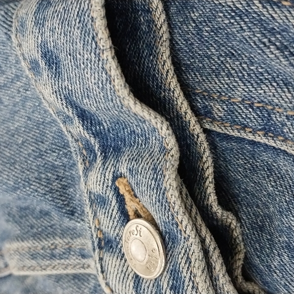 Vintage Rainforest Cafe Las Vegas Kids Denim Jacket Size 8 - Picture 11 of 16